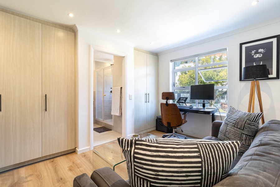 To Let 3 Bedroom Property for Rent in Vredehoek Western Cape